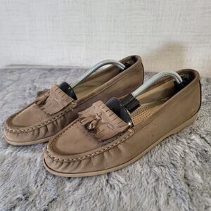 Sas Womens 9 M Softie Bone Kiltie Tassel Loafer Brown Tan Leather Original GUC